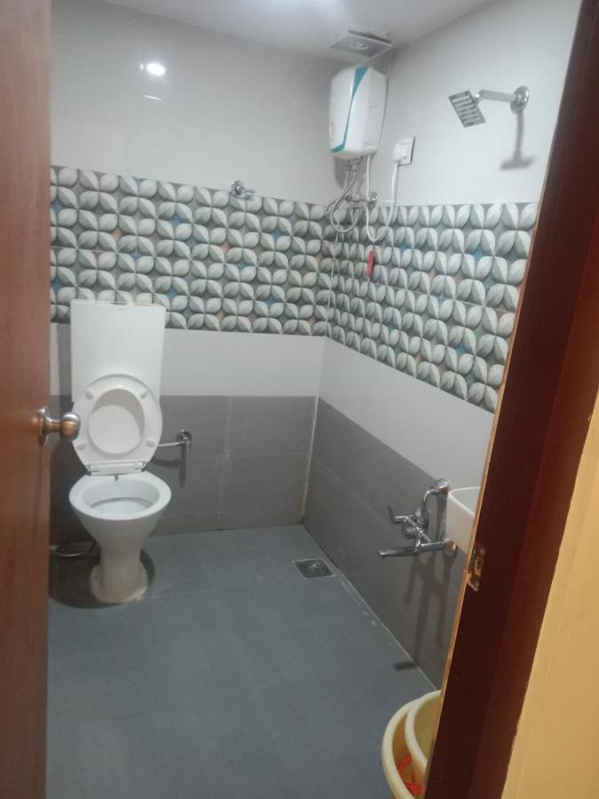 Hotel Shreeji'S Gandhinagar Eksteriør billede